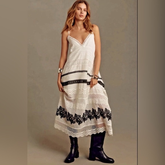 Anthropologie Dresses & Skirts - By Anthropologie Sleeveless V-Neck Lace Maxi Dress in White & Black Size Medium